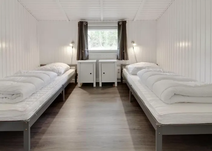 Cajsa - 1-5km From The Sea By Interhome