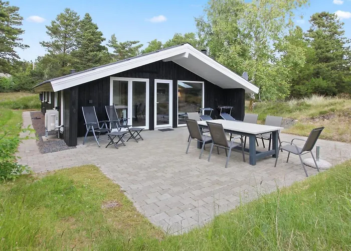 Cajsa - 1-5km From The Sea By Interhome